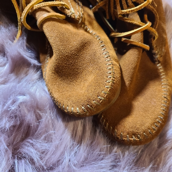 Minnetonka Size 7 Women Boots - Picture 5 of 5